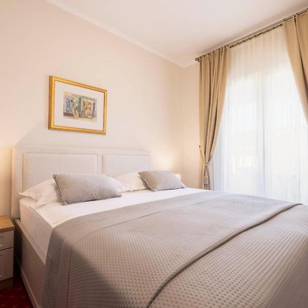 Aparthotel Villa Mozart Podgora Eksteriør bilde