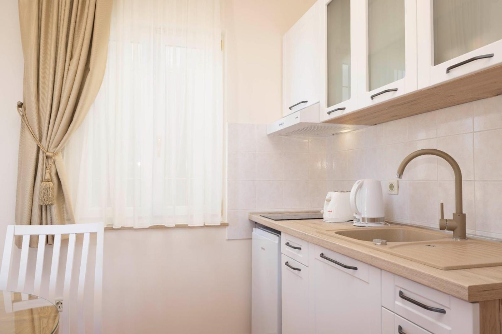 Aparthotel Villa Mozart Podgora Eksteriør bilde